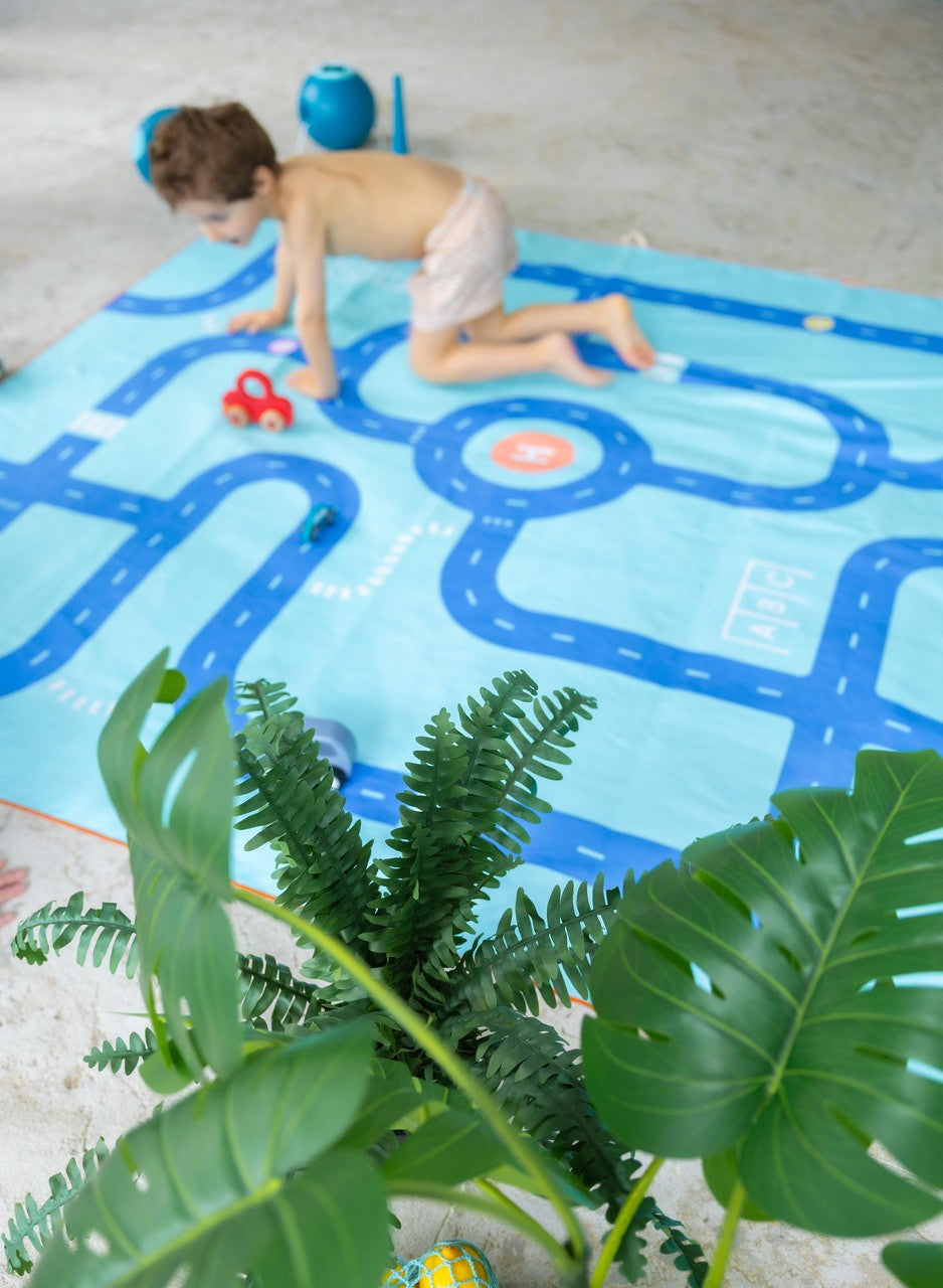PLAYTOWELS - XL (180 X 180CM) -  ROAD