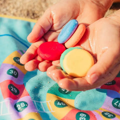 Quut travel game for kids with soft microfiber game board